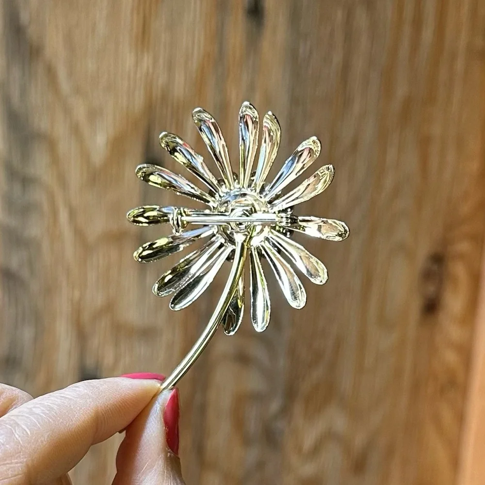 2 floral  Brooches